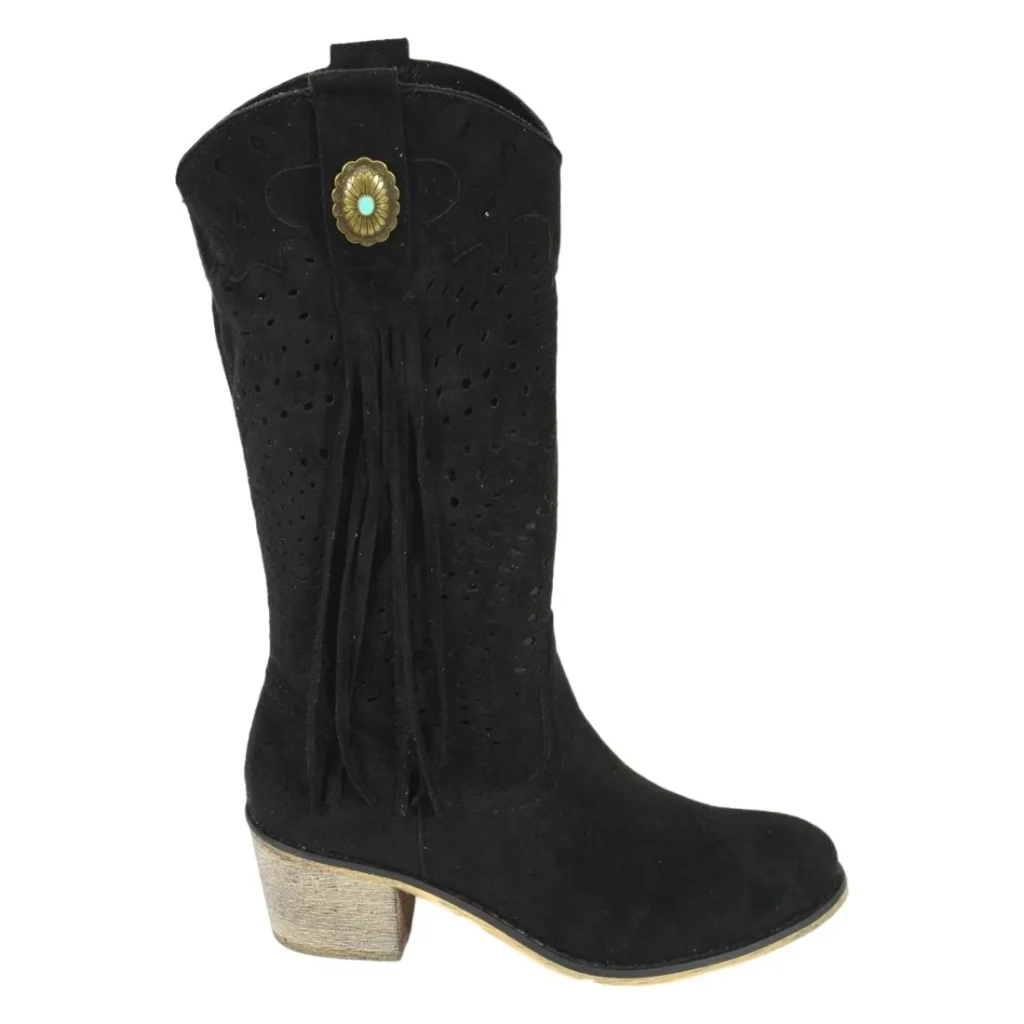 Bota de mujer con flecos y adorno metálico