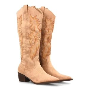 Botas camperas caña alta y bordados para mujer