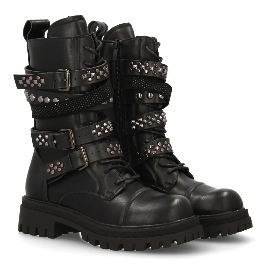 Botas militares negras con hebillas y tachuelas para mujer