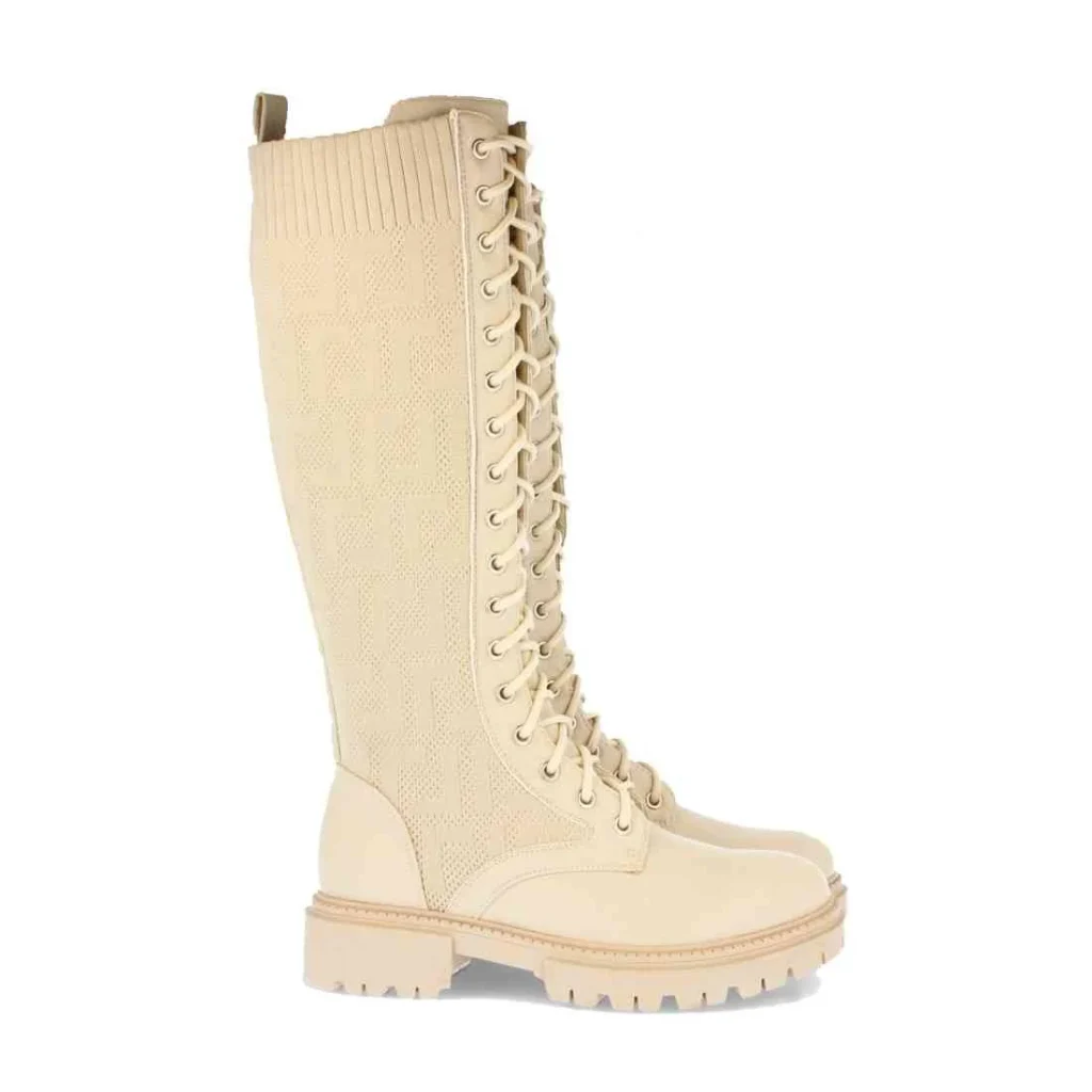 Bota plana con cordones y elástico para mujer