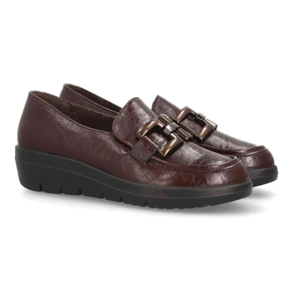 Mocasines cuña con adorno eslabones para mujer